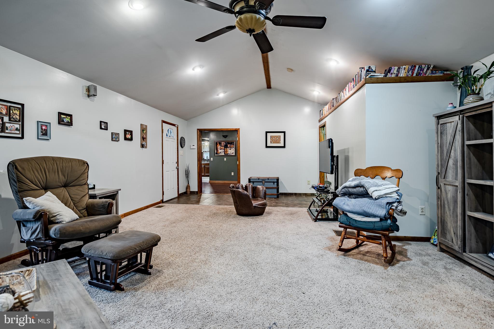 3812 Wilhelm Road Bethlehem, PA 18015 - Photo 8 of 30 Gallery Image 8
