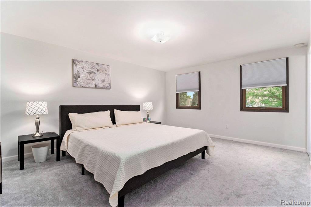 857 Hampton Circle Rochester Hills, MI 48307 - Photo 29 of 41