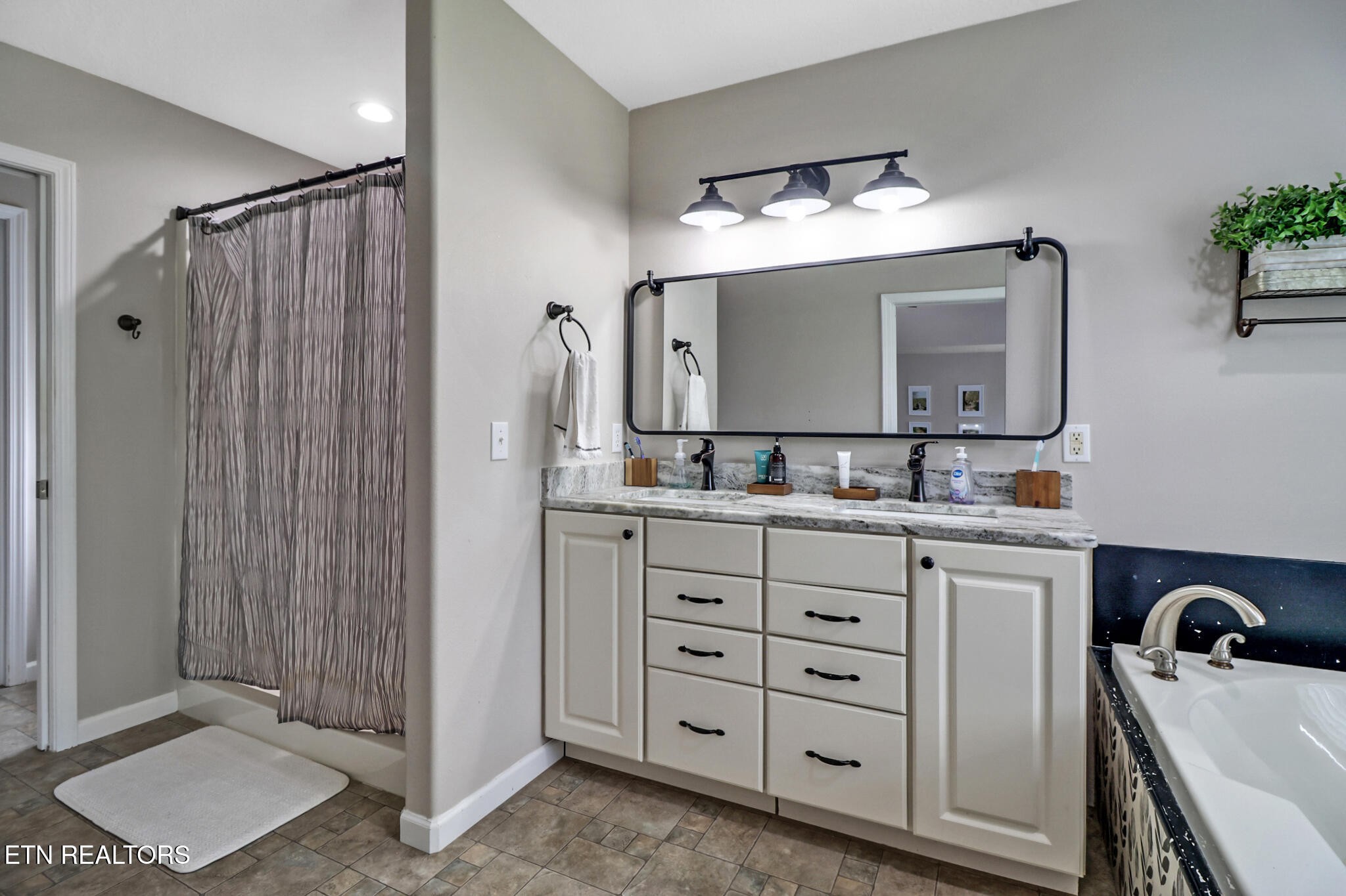 1066 Vandever Road Crossville, TN 38572 - Photo 19 of 60 Gallery Image 19