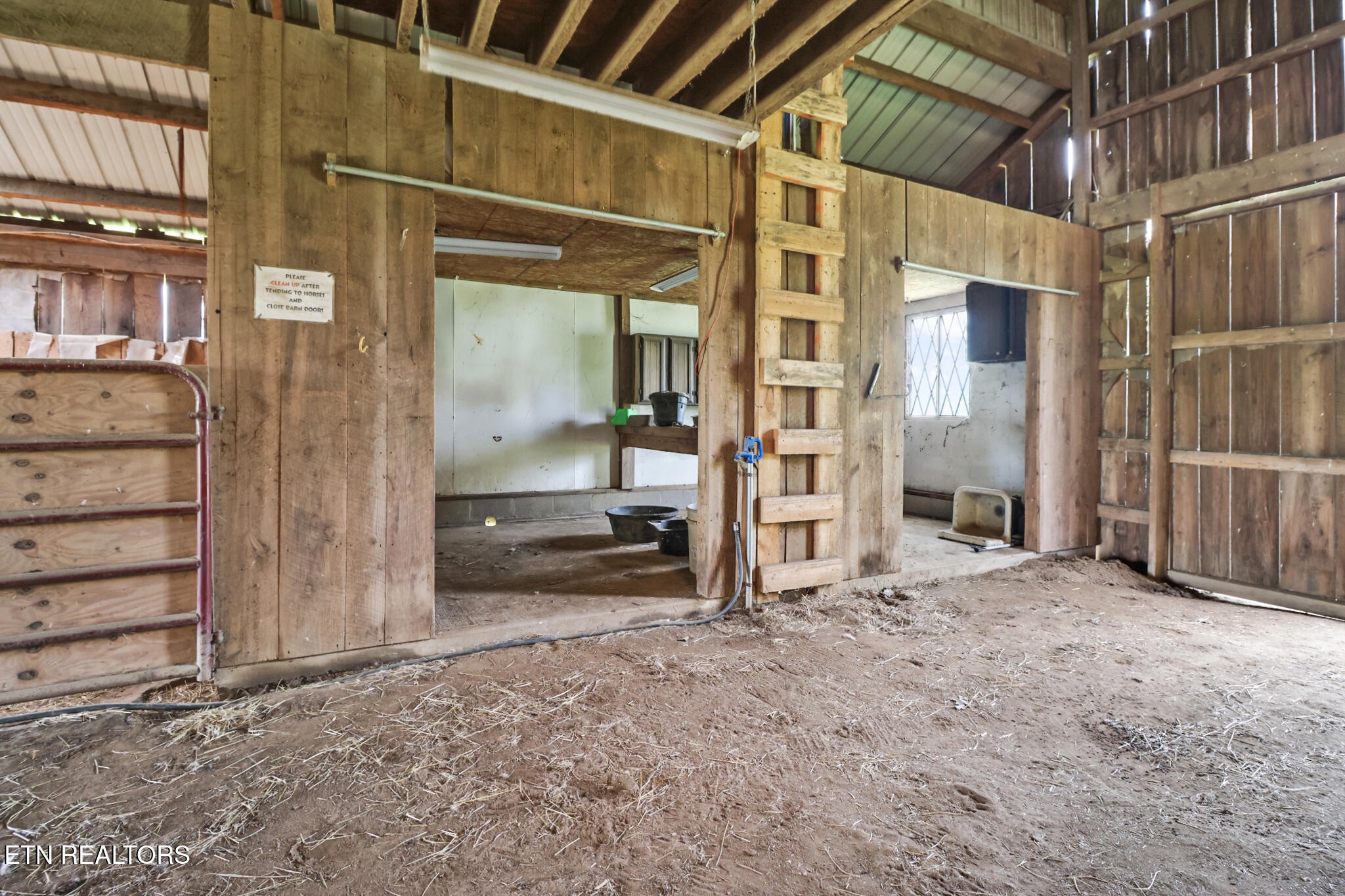 1066 Vandever Road Crossville, TN 38572 - Photo 43 of 60 Gallery Image 43