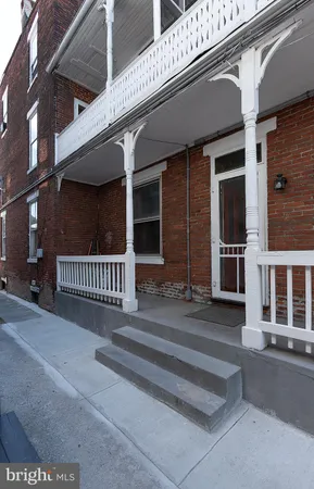 $1,300 | 1342 State Street, Unit 1F, Harrisburg, PA 17103