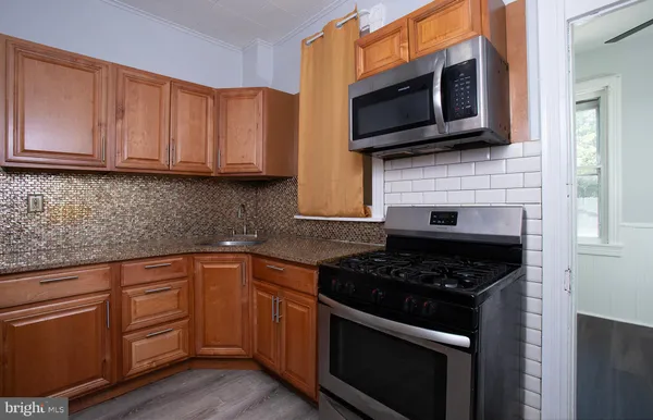 $1,300 | 1342 State Street, Unit 1F, Harrisburg, PA 17103