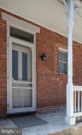 $1,300 | 1342 State Street, Unit 1F, Harrisburg, PA 17103