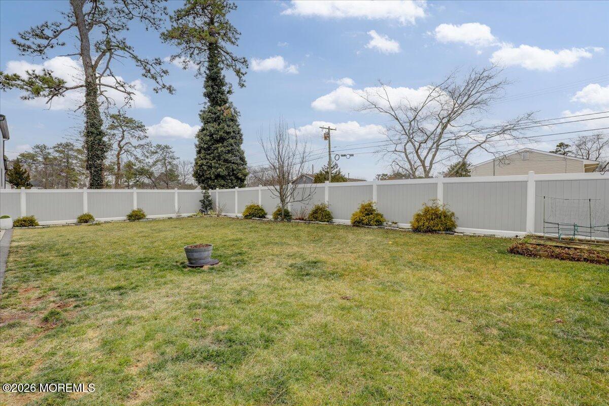 1000 Birmingham Avenue Toms River, NJ 08757 - Photo 40 of 47 40-Backyard