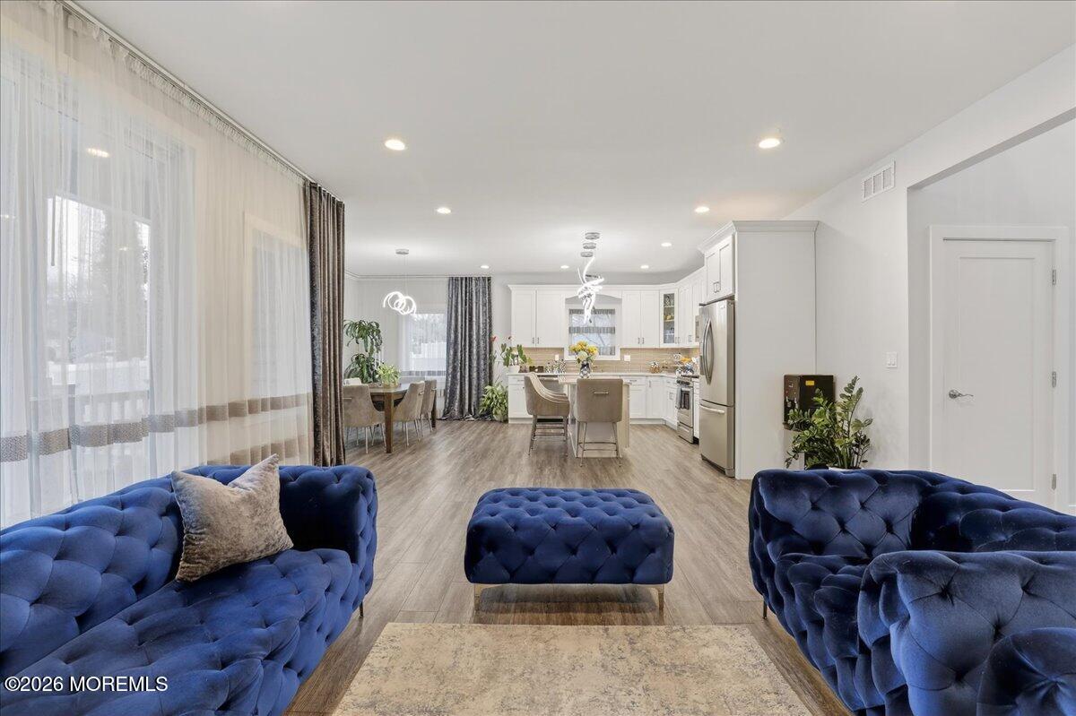 1000 Birmingham Avenue Toms River, NJ 08757 - Photo 10 of 47 13-Family Room