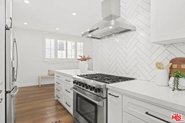 $1,589,000 | 1049 16th Street, Unit 5, Santa Monica, CA 90403