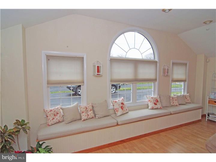 3872 Jeffrey Road Huntingdon Valley, PA 19006 - Photo 19 of 25 Gallery Image 19