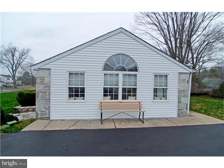 3872 Jeffrey Road Huntingdon Valley, PA 19006 - Photo 3 of 25 Gallery Image 3