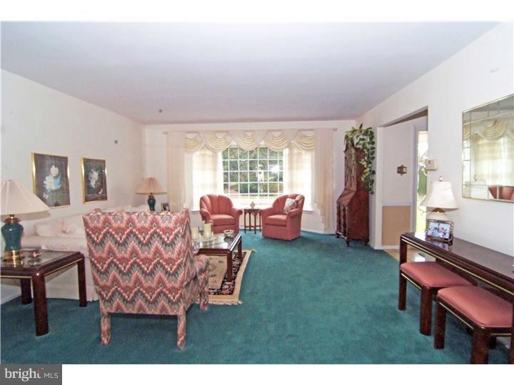 3872 Jeffrey Road Huntingdon Valley, PA 19006 - Photo 10 of 25 Gallery Image 10