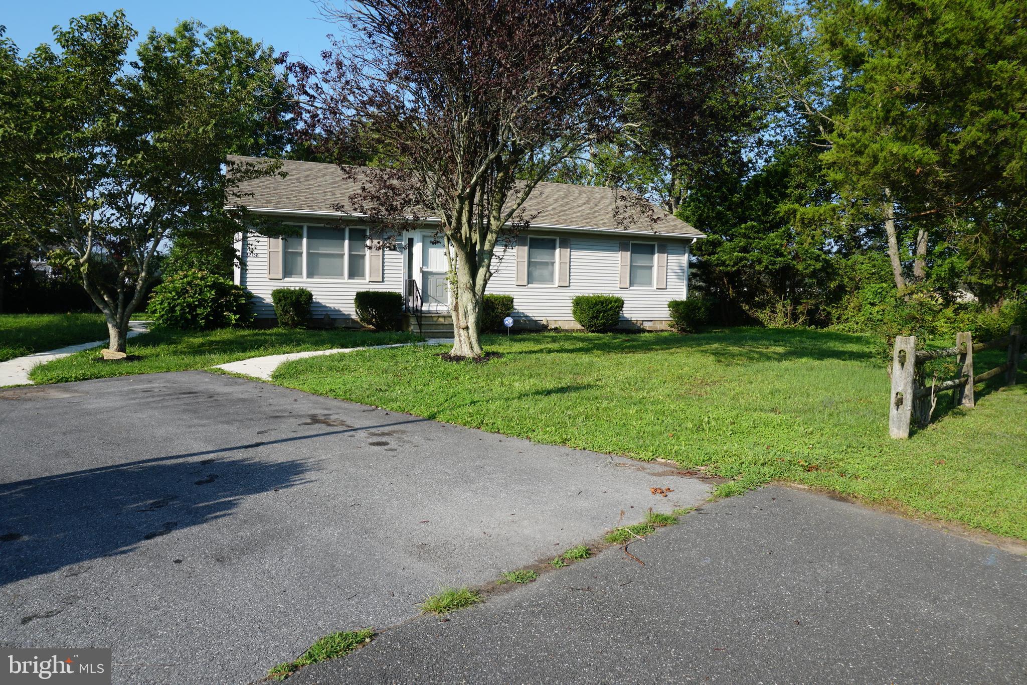 32138 Warren Road Ocean View, DE 19967 - Photo 3 of 21 Gallery Image 3