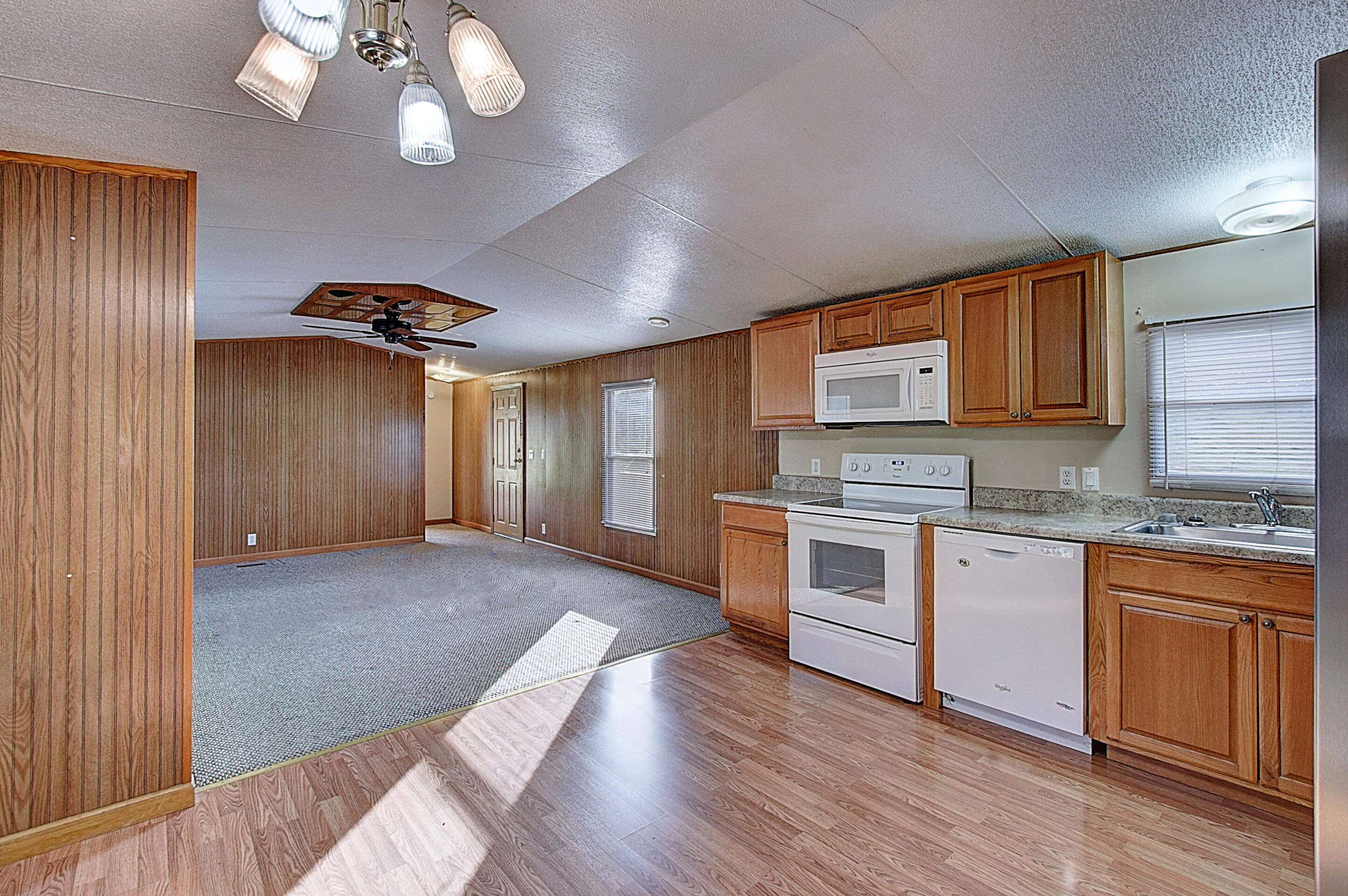 504 East Campground Road Kingsport, TN 37664 - Photo 14 of 30 DSC_0121And8more