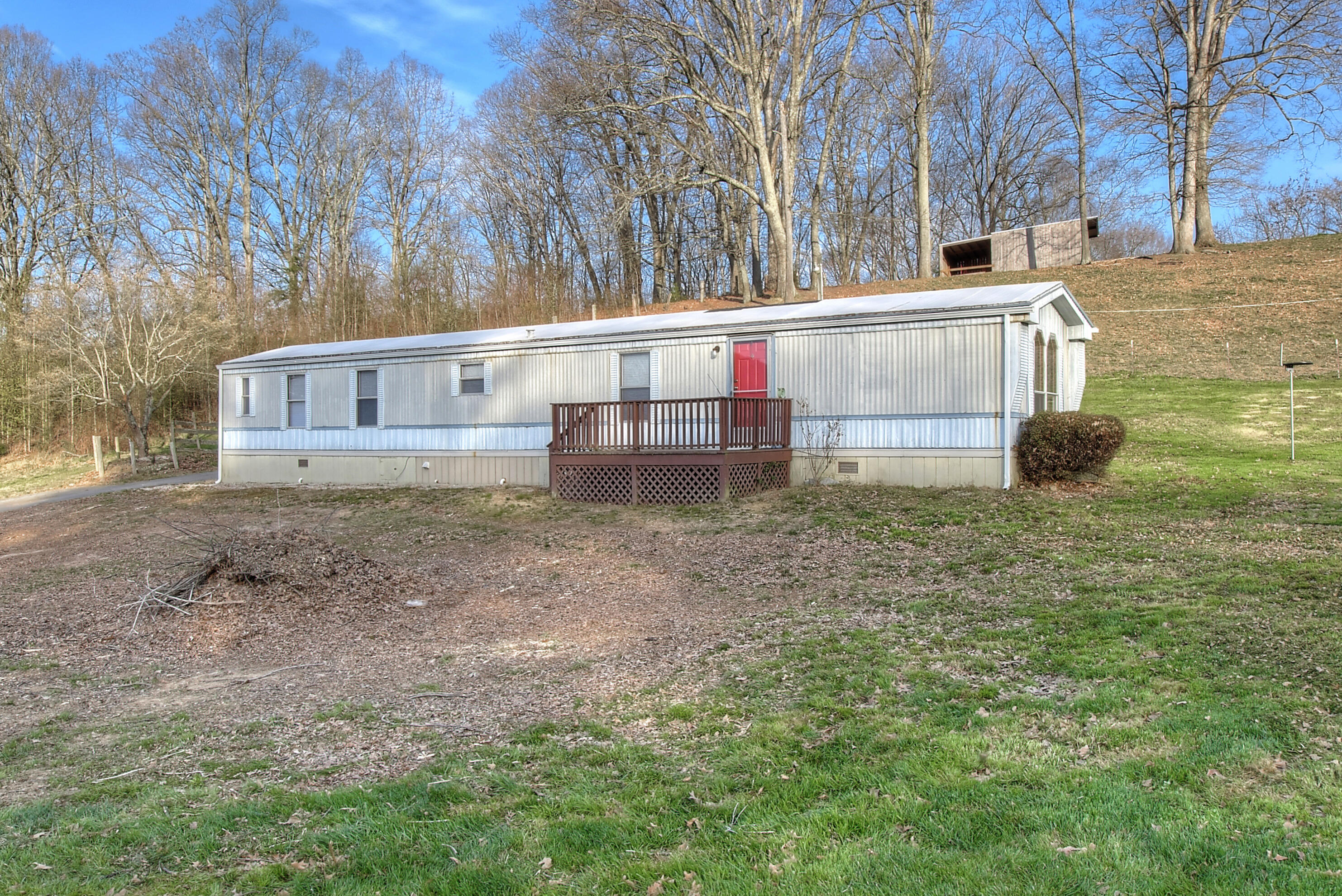 504 East Campground Road Kingsport, TN 37664 - Photo 3 of 30 DSC_0025_26_27_28_29_30_1