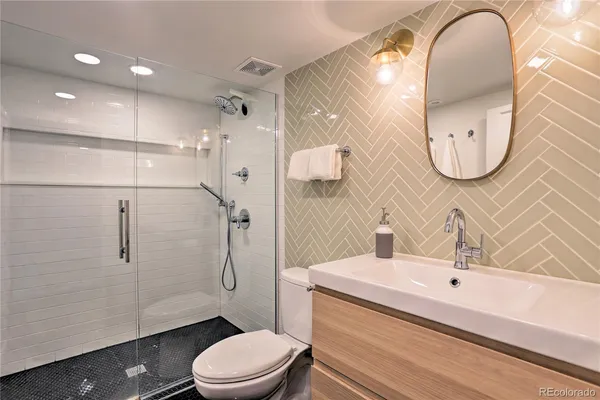 $3,100 | 4885 Wyandot Street, Denver, CO 80221