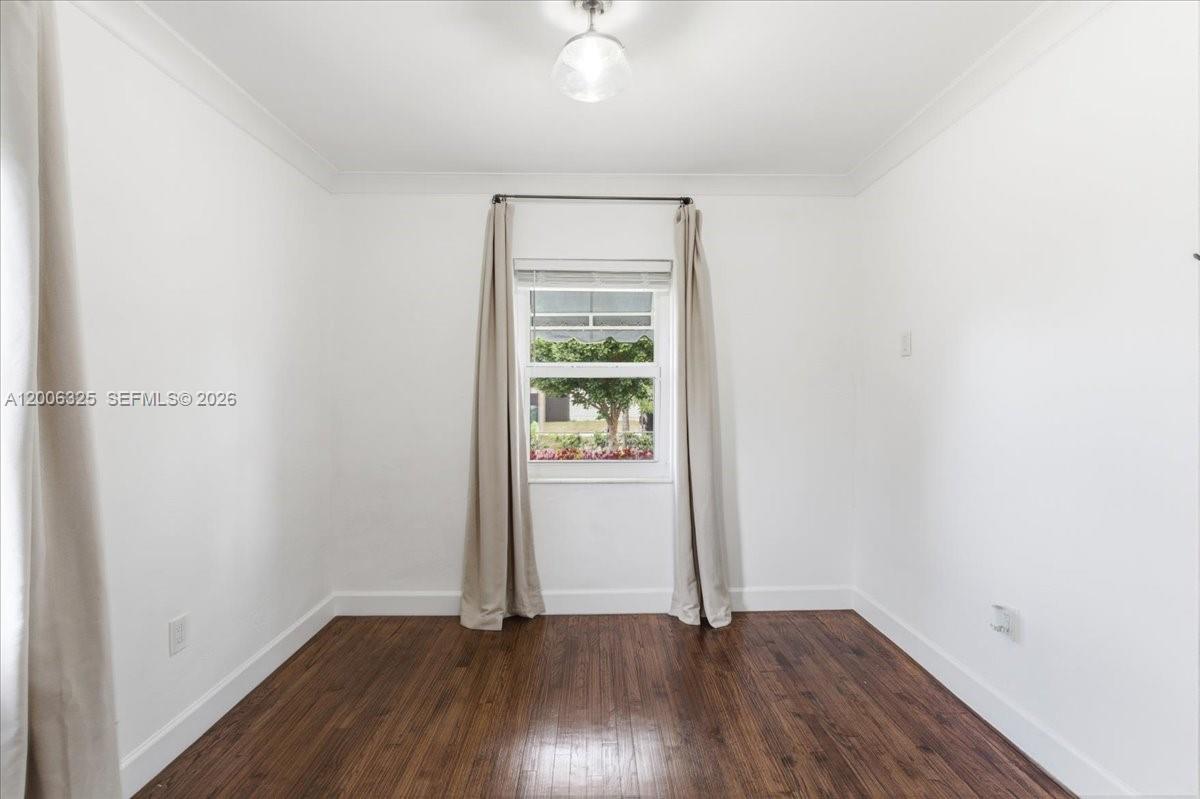151 Southwest 51st Court Miami, FL 33134 - Photo 14 of 41