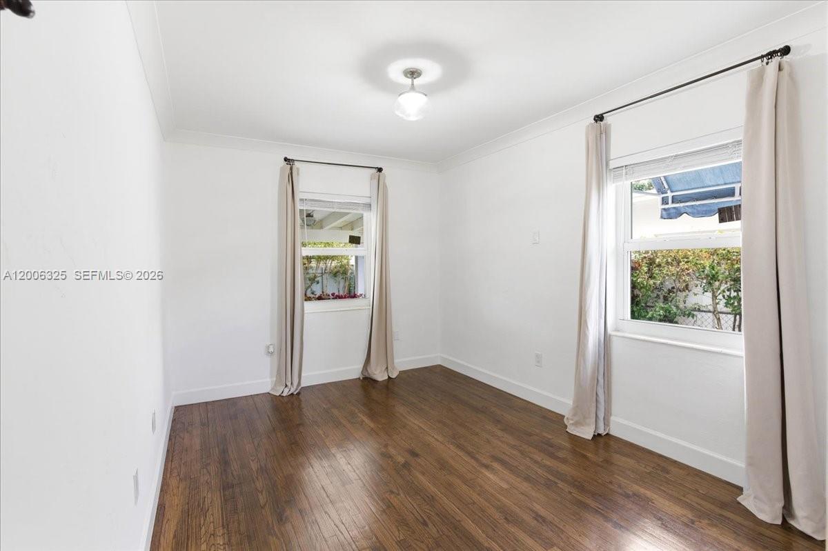151 Southwest 51st Court Miami, FL 33134 - Photo 17 of 41