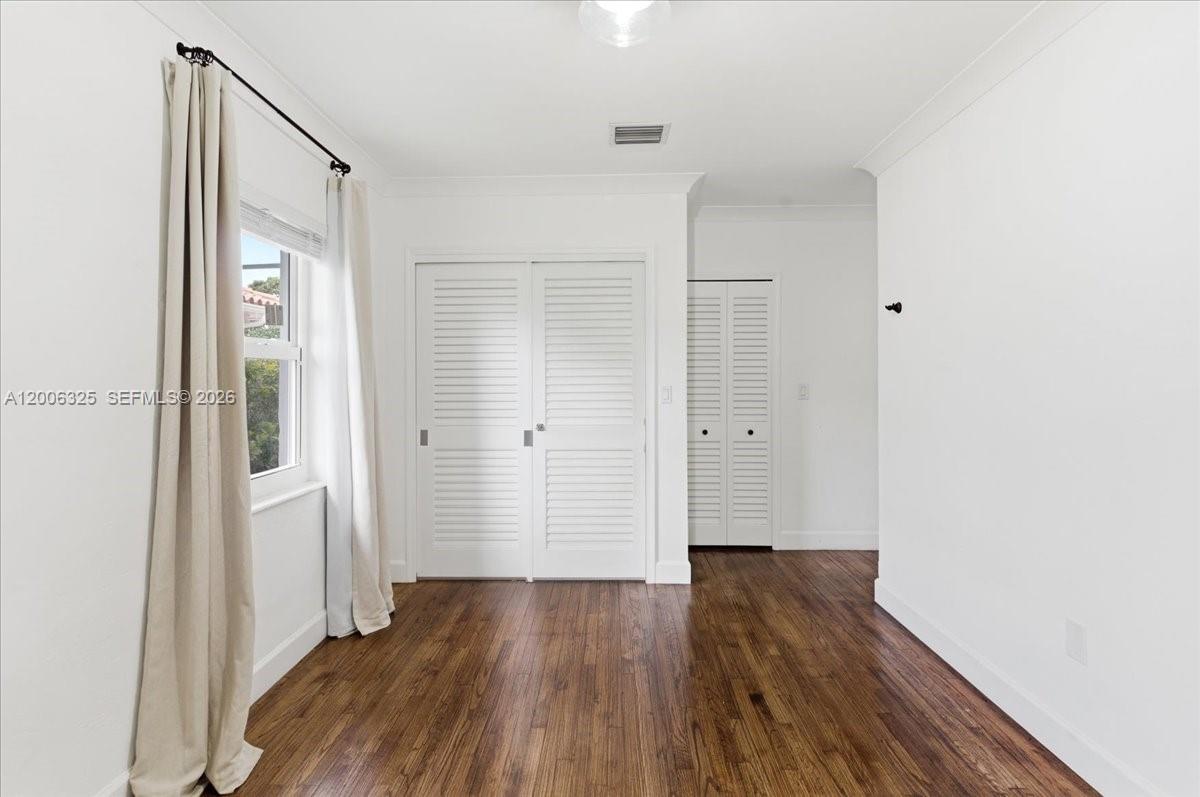 151 Southwest 51st Court Miami, FL 33134 - Photo 19 of 41
