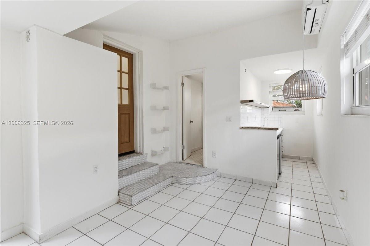 151 Southwest 51st Court Miami, FL 33134 - Photo 20 of 41