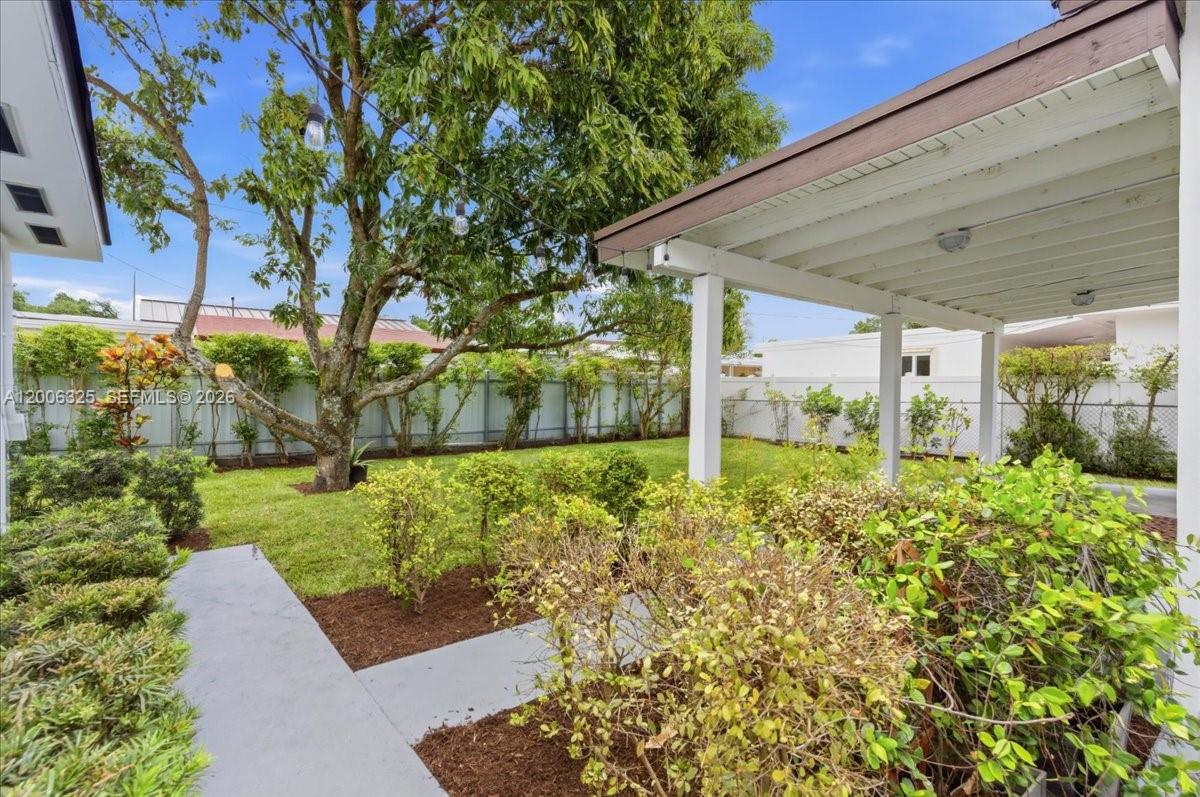 151 Southwest 51st Court Miami, FL 33134 - Photo 30 of 41