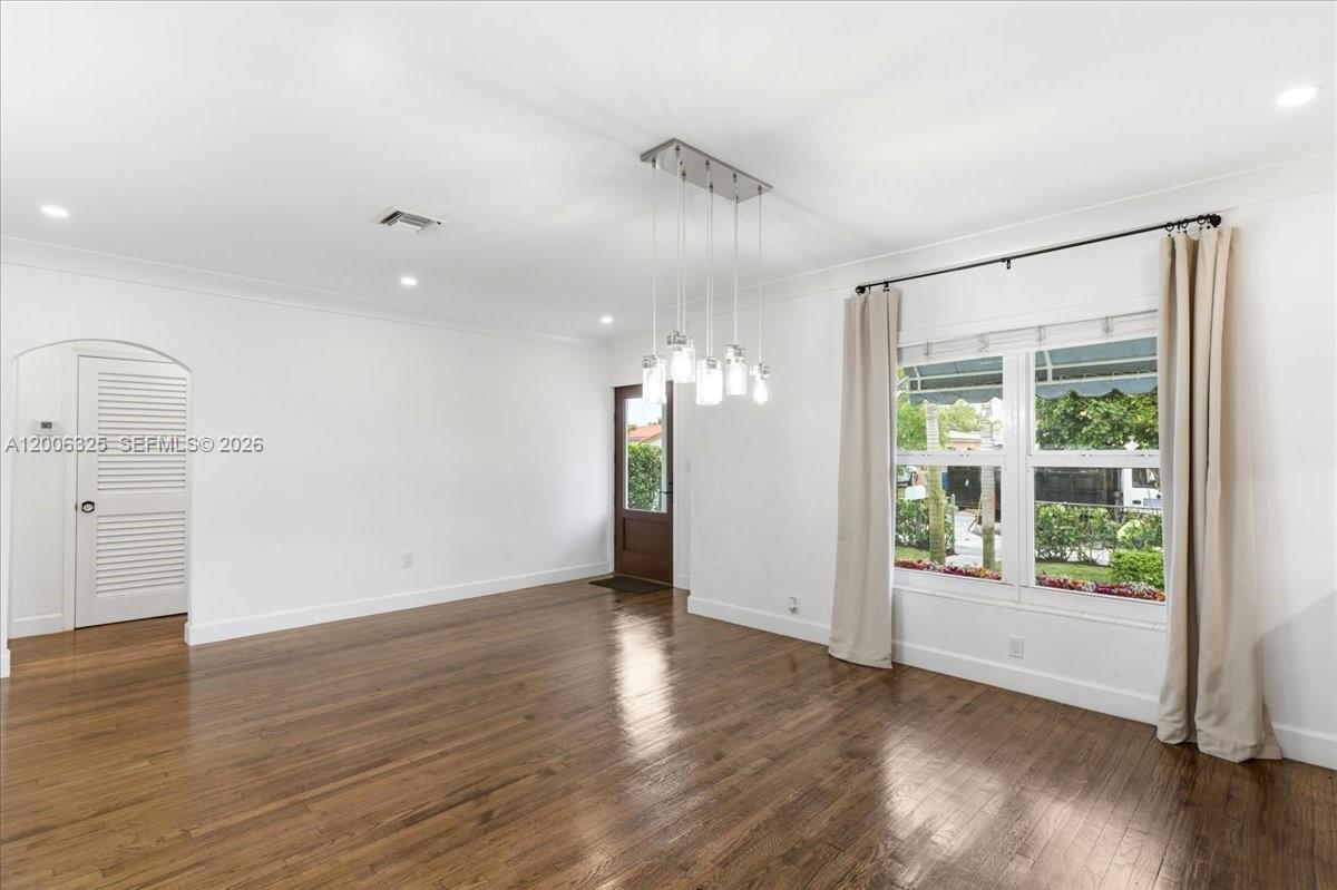 151 Southwest 51st Court Miami, FL 33134 - Photo 7 of 41