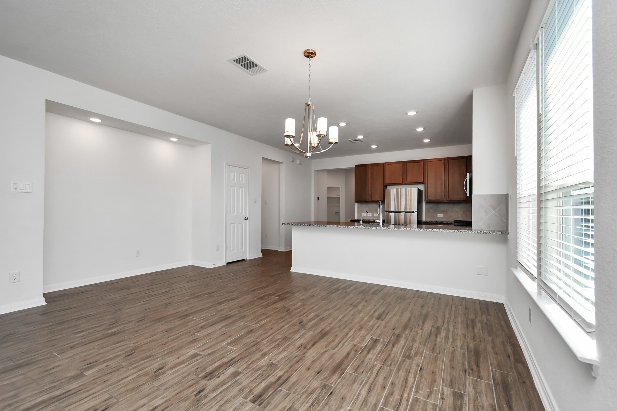 10326 Mount Winchell Drive Rosharon, TX 77583 - Photo 15 of 36