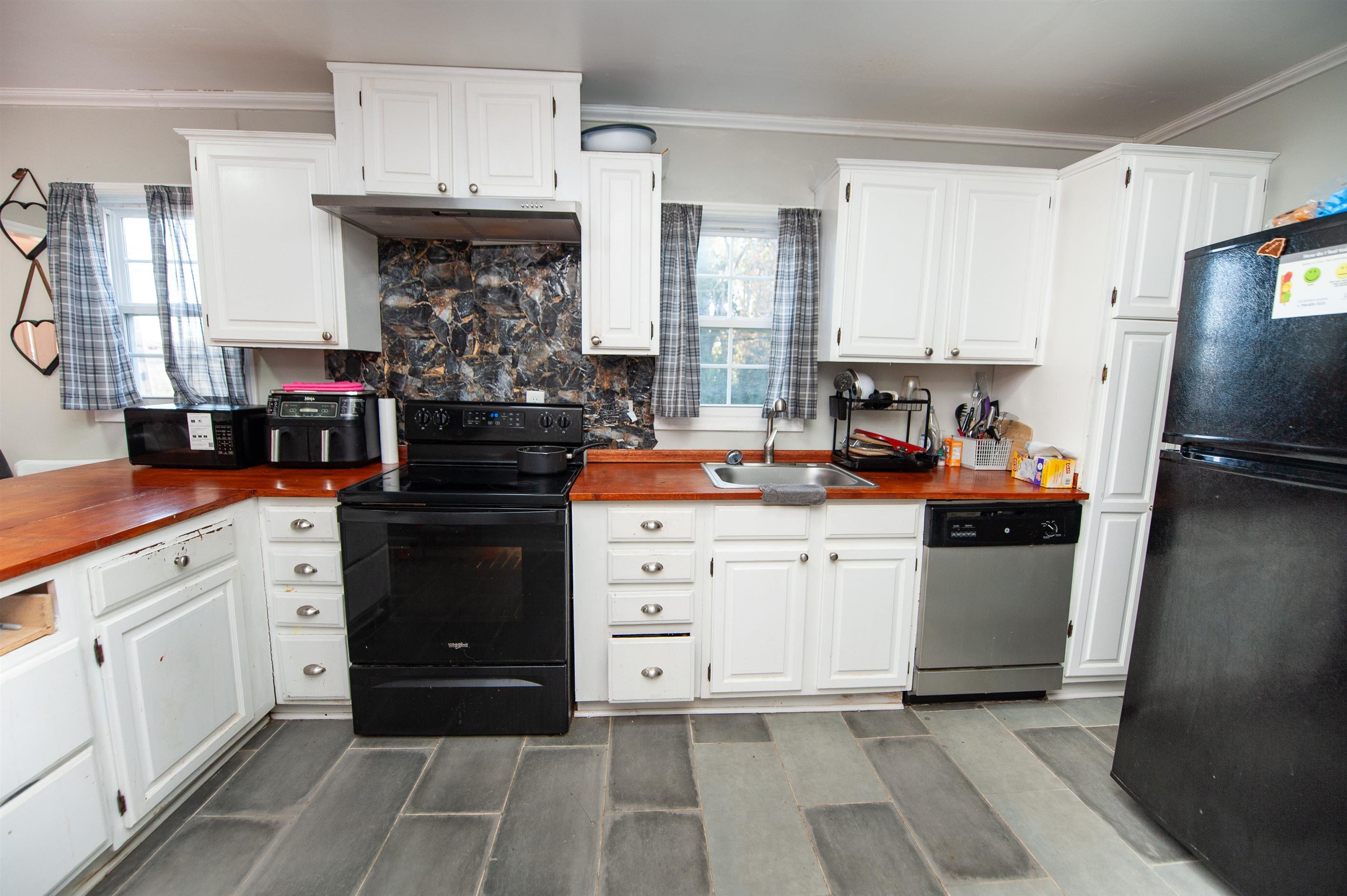 1112 South Johnson Street Gaffney, SC 29340 - Photo 8 of 20