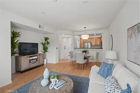 $635,000 | 2605 Sepulveda Boulevard, Unit 316, Torrance, CA 90505