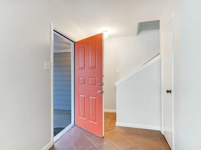 $1,995 | 11213 El Salido Parkway, Austin, TX 78750