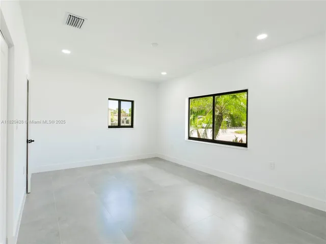 $750,000 | 1181 Northeast 202nd Street, Miami, FL 33179
