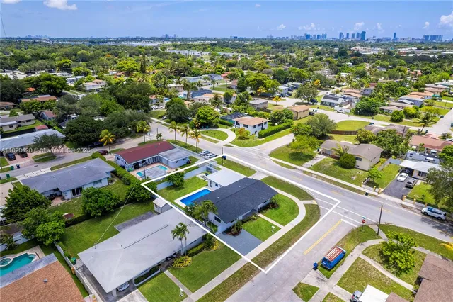$750,000 | 1181 Northeast 202nd Street, Miami, FL 33179