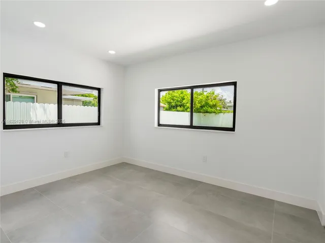 $750,000 | 1181 Northeast 202nd Street, Miami, FL 33179