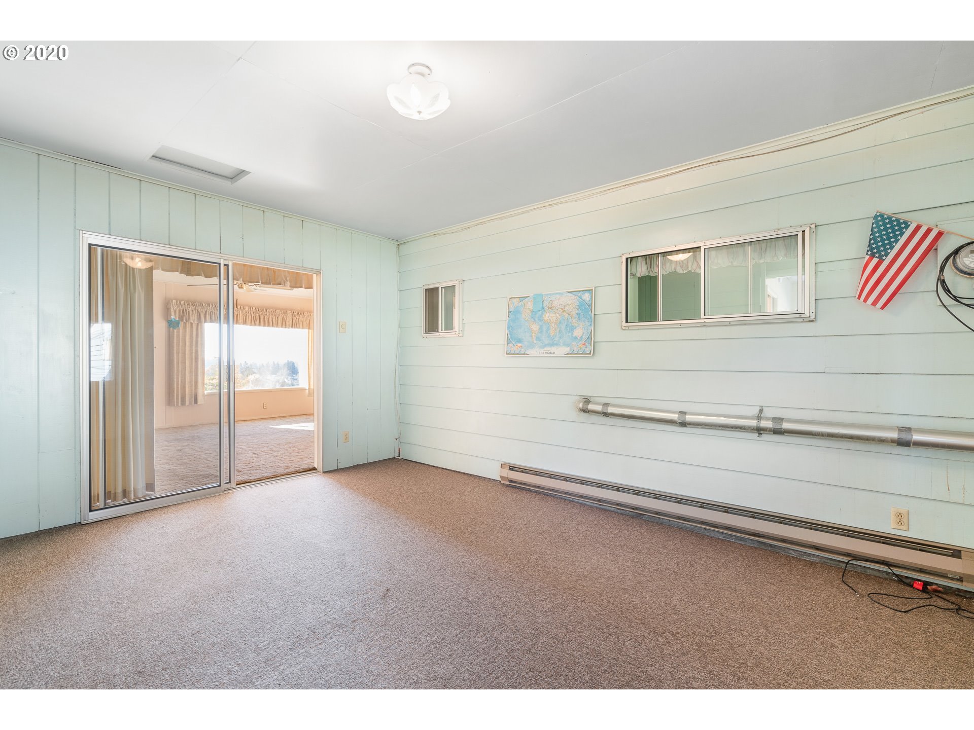 26025 Northeast North Valley Road Newberg, OR 97132 - Photo 17 of 32 Gallery Image 17