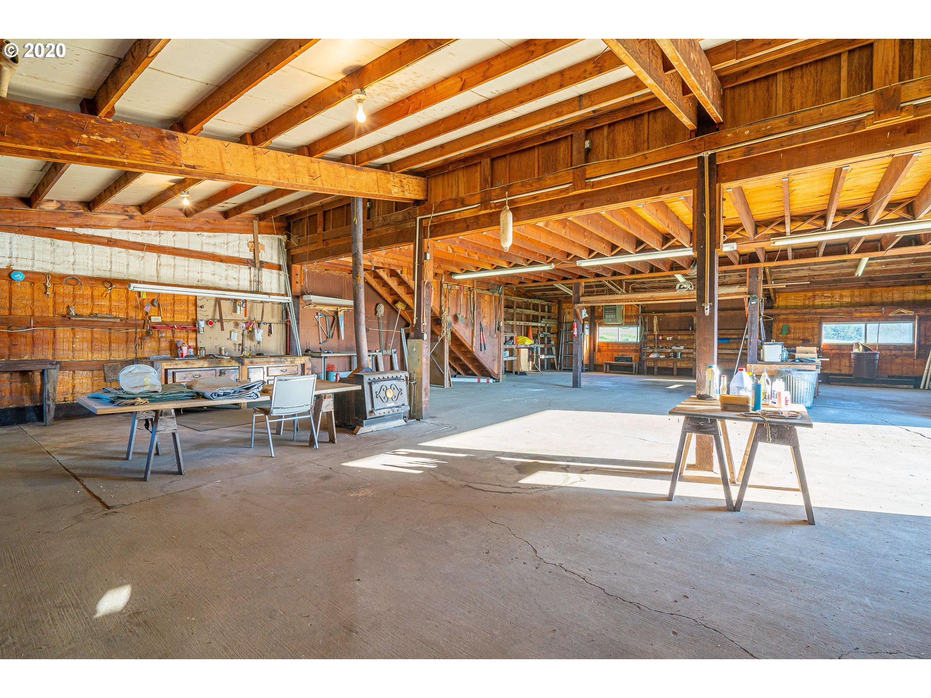 26025 Northeast North Valley Road Newberg, OR 97132 - Photo 26 of 32 Gallery Image 26
