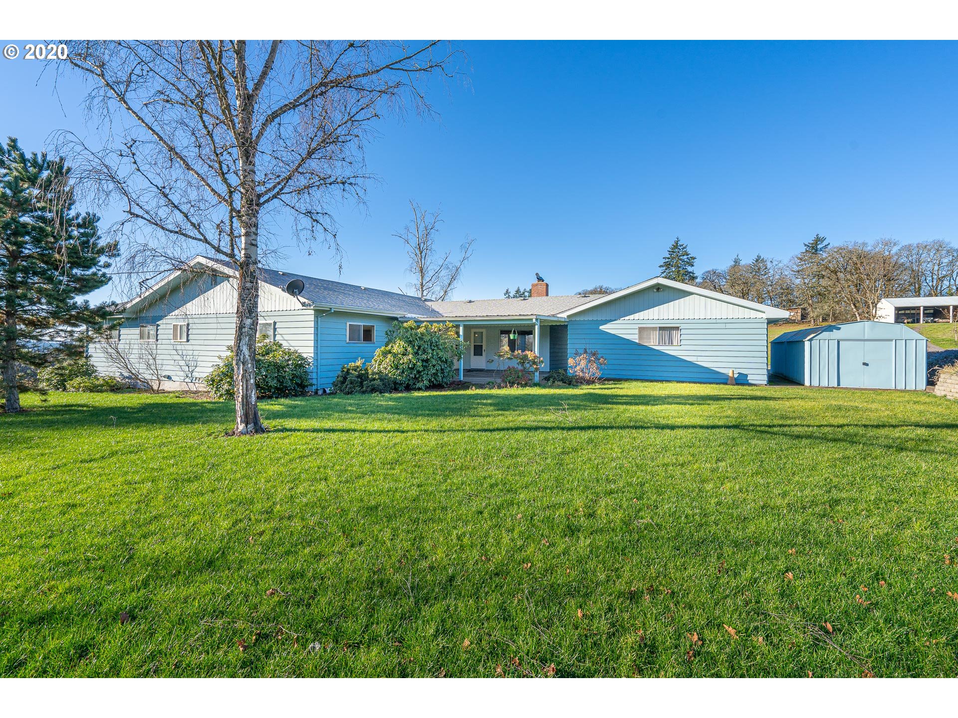 26025 Northeast North Valley Road Newberg, OR 97132 - Photo 30 of 32 Gallery Image 30