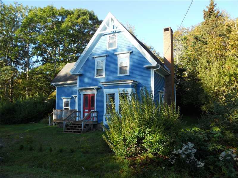 338 Main Road Islesboro, ME 04848 - Photo 1 of 19 Exterior Front.