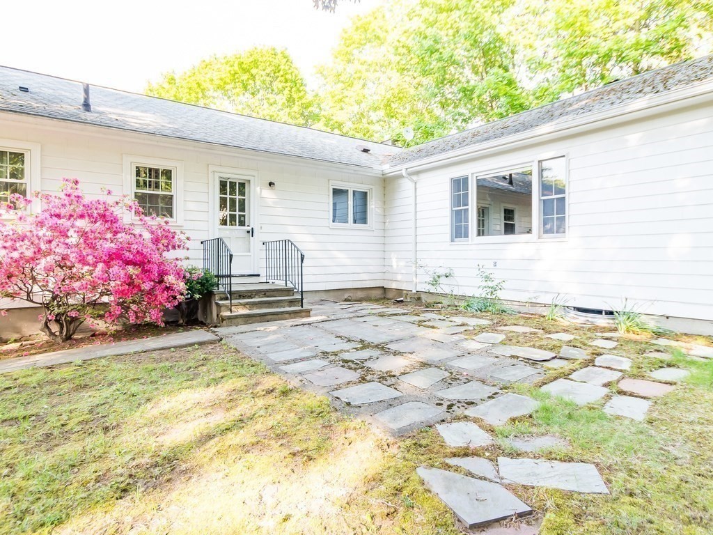 34 Spring Valley Road Belmont, MA 02478 - Photo 14 of 19 Gallery Image 14