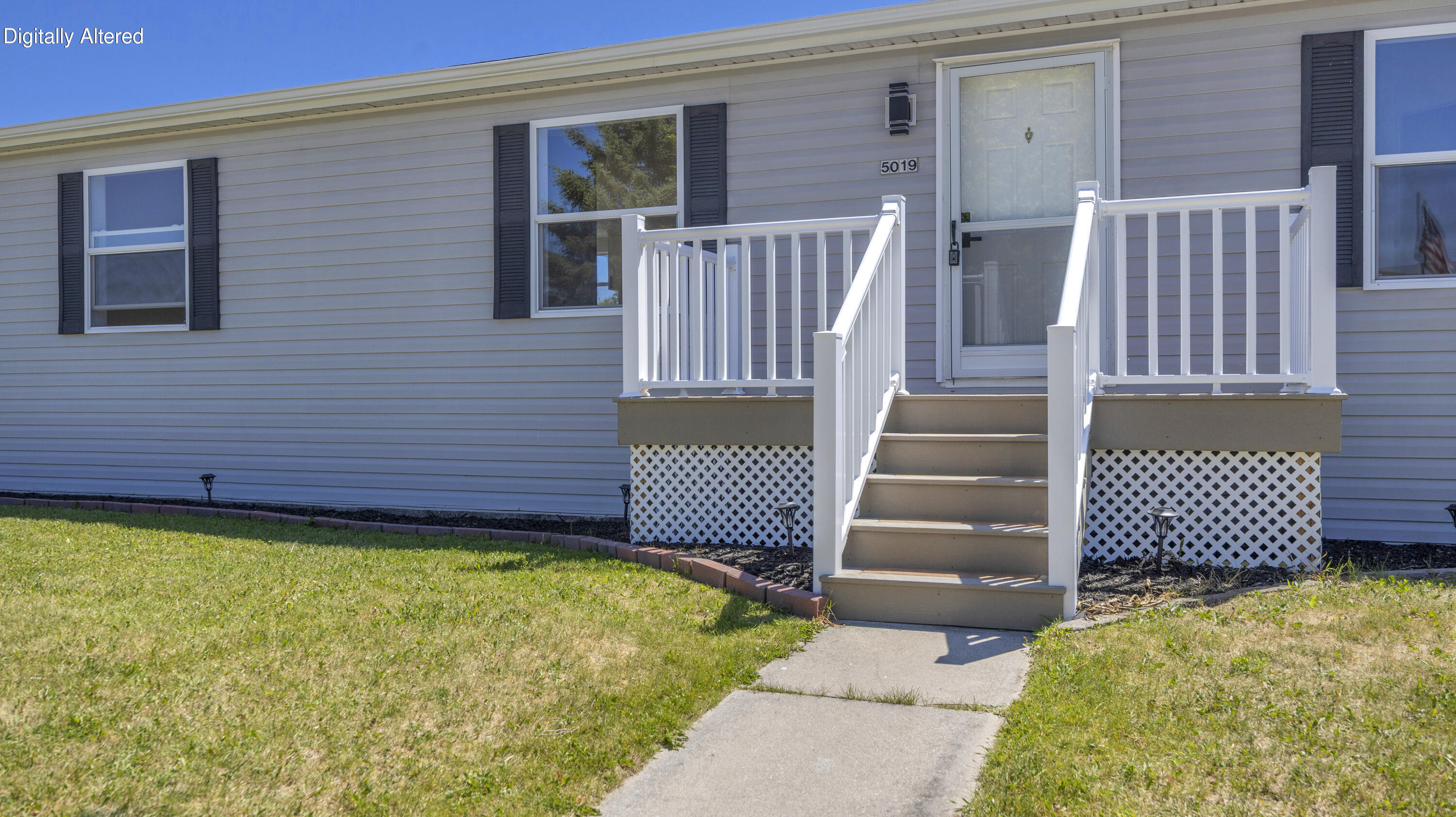 5019 Flagstone Road Sheboygan, WI 53083 - Photo 2 of 48 FRONT ENTRY - NEW DECK