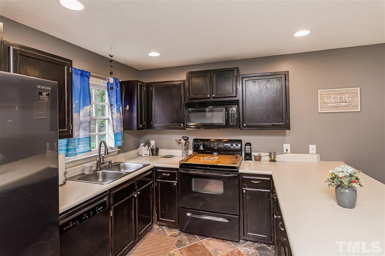 4813 Liverpool Lane Raleigh, NC 27604 - Photo 14 of 30 Gallery Image 14