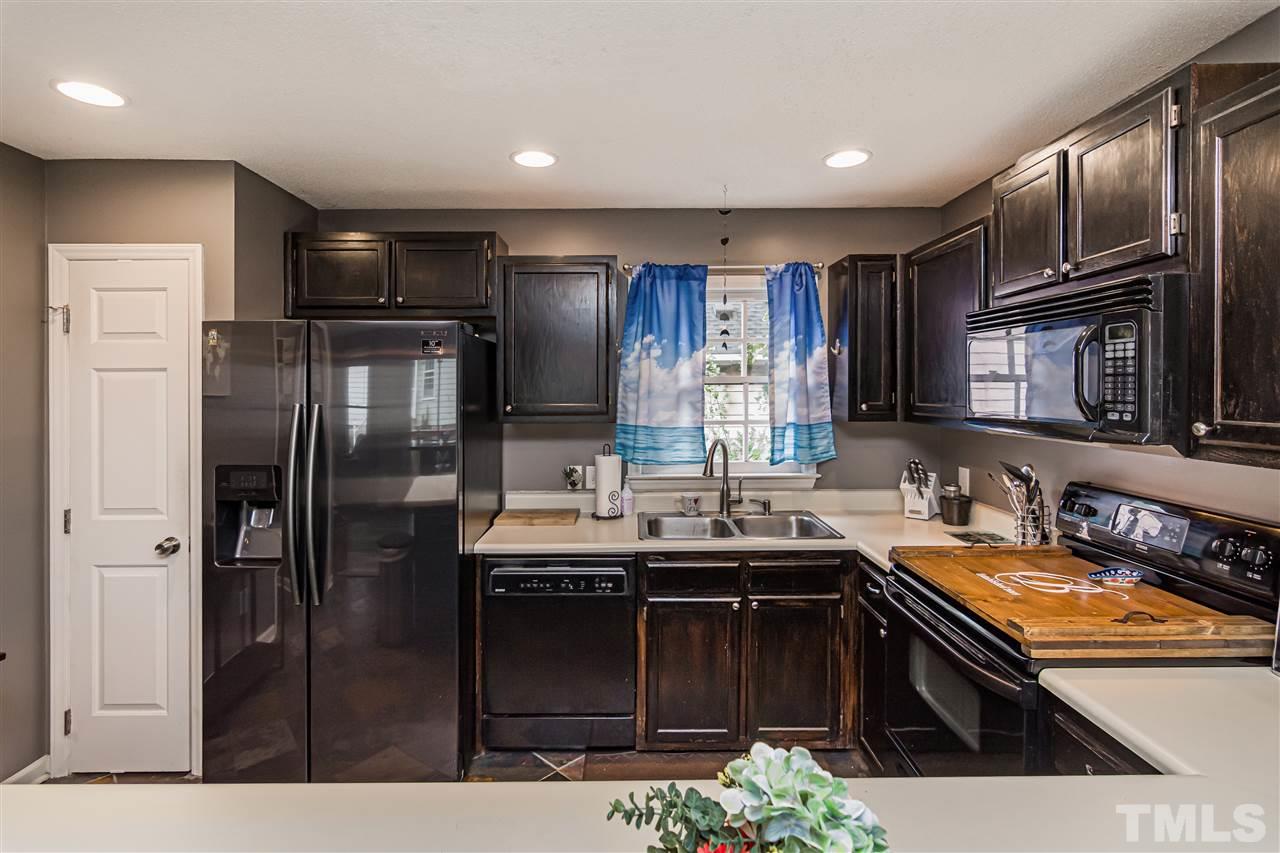 4813 Liverpool Lane Raleigh, NC 27604 - Photo 15 of 30 Gallery Image 15
