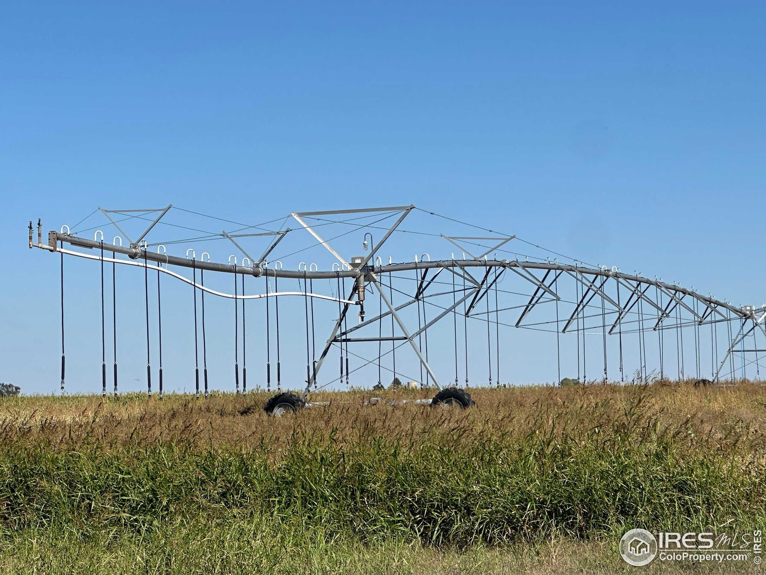 89 Hh Roads, Unit 11 Holly, CO 81047 - Photo 7 of 18 a view of backyard with tub
