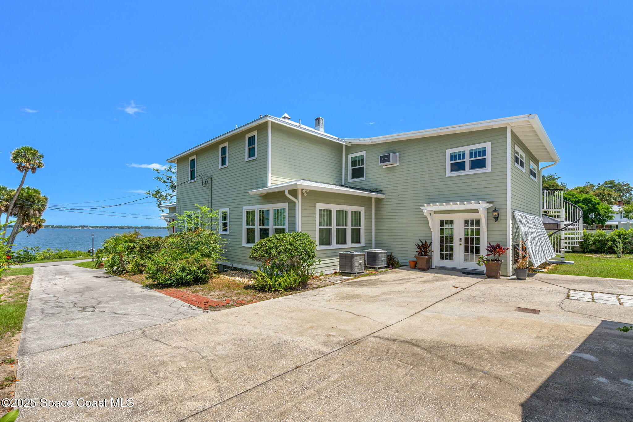 2907 Indian River Drive Cocoa, FL 32922 - Photo 35 of 46 54-web-or-mls-DSC09966