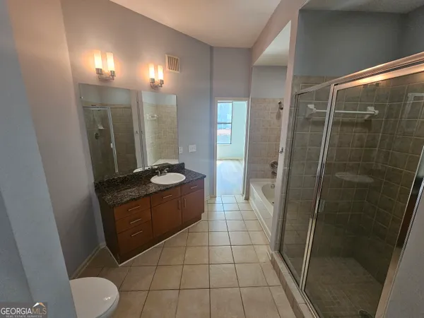 $1,695 | 5300 Peachtree Road, Unit 109, Chamblee, GA 30341