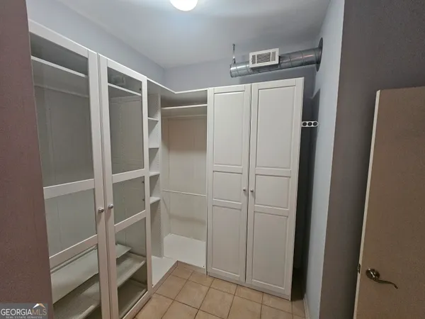 $1,695 | 5300 Peachtree Road, Unit 109, Chamblee, GA 30341