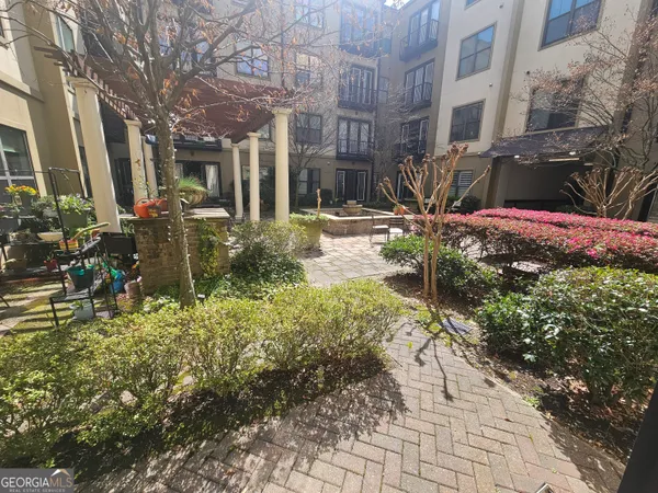 $1,695 | 5300 Peachtree Road, Unit 109, Chamblee, GA 30341