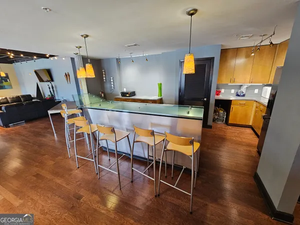 $1,695 | 5300 Peachtree Road, Unit 109, Chamblee, GA 30341