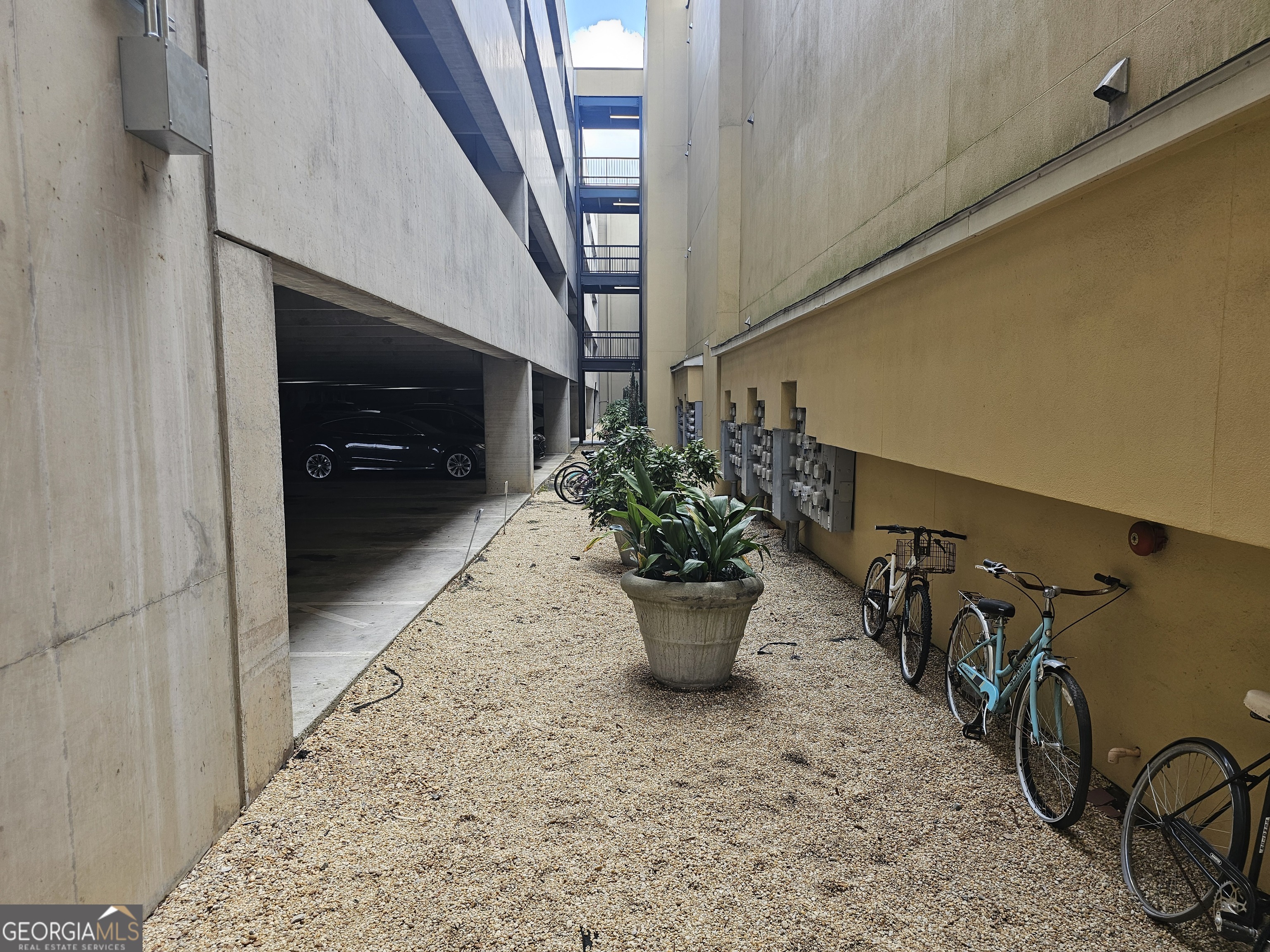 5300 Peachtree Road, Unit 109 Chamblee, GA 30341 - Photo 29 of 36