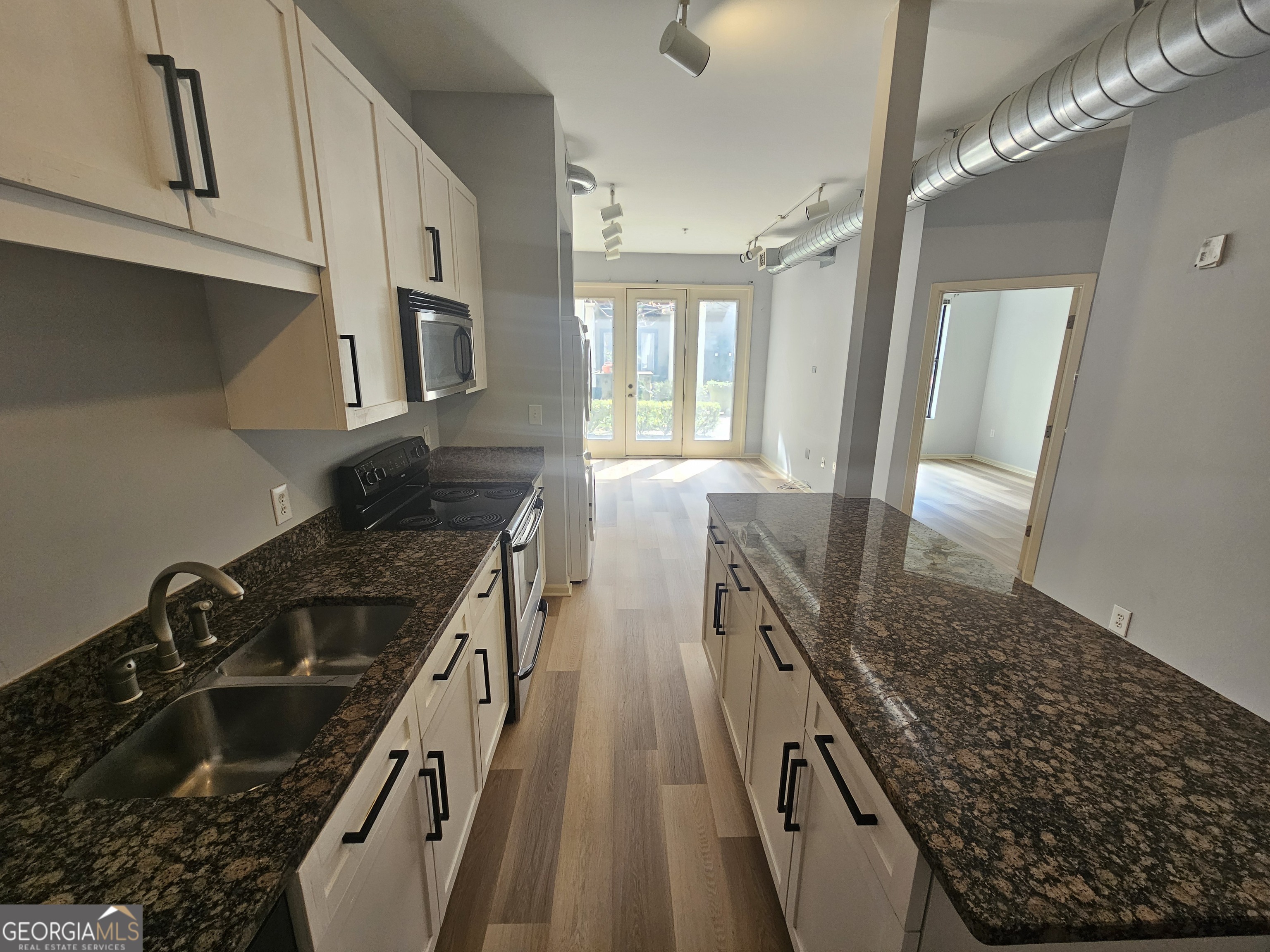 5300 Peachtree Road, Unit 109 Chamblee, GA 30341 - Photo 9 of 36