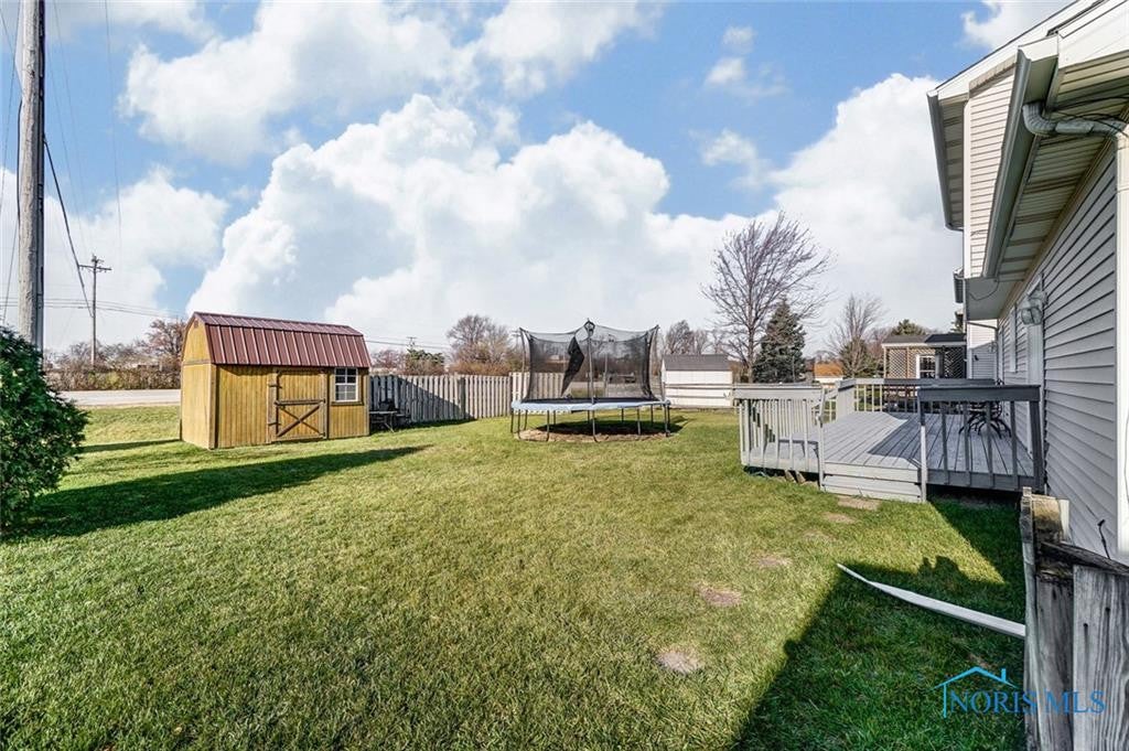 7451 Twin Lakes Road Perrysburg, OH 43551 - Photo 7 of 10 Gallery Image 7