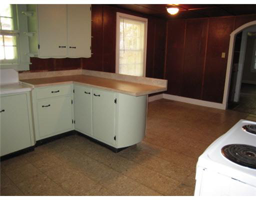 22658 Adams Road South Bend, IN 46628 - Photo 7 of 13