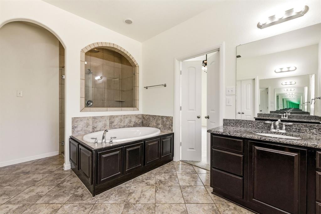 5115 Live Oak Drive Sachse, TX 75048 - Photo 20 of 40