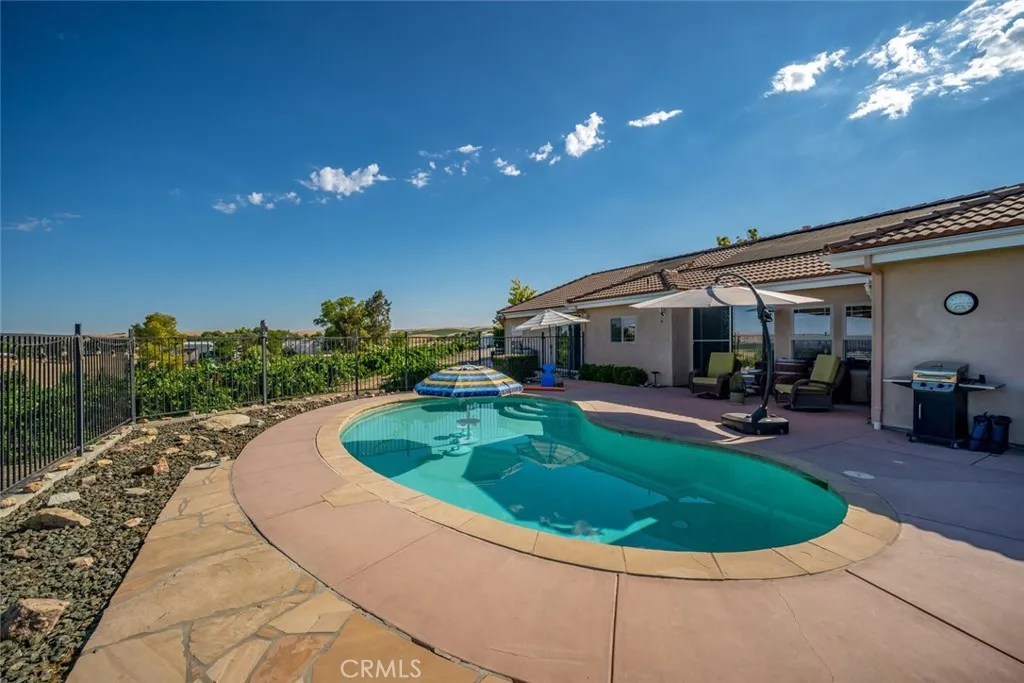 6172 Hawk Ridge Place Paso Robles, CA 93446 - Photo 17 of 72